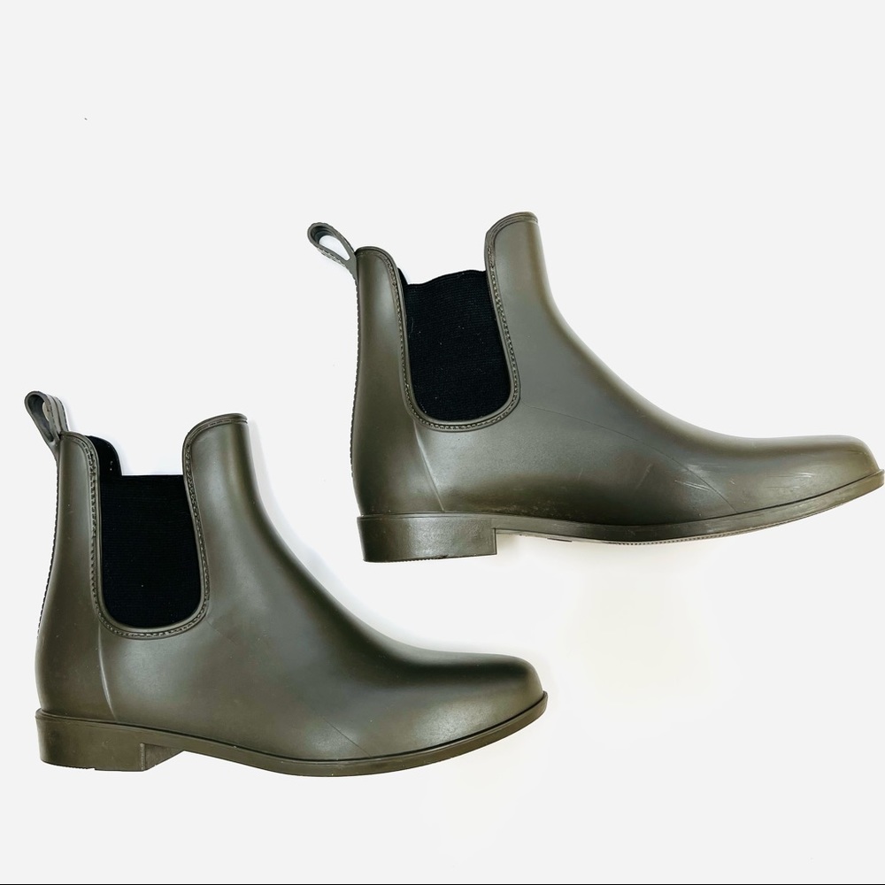 A New Day Rain Boot - Picture 4 of 8